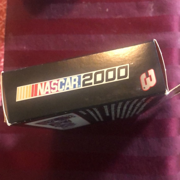 Dale Earnhardt The Intimidator limited Ed. Tin & playing cards 2000 unopened - Picture 5 of 8